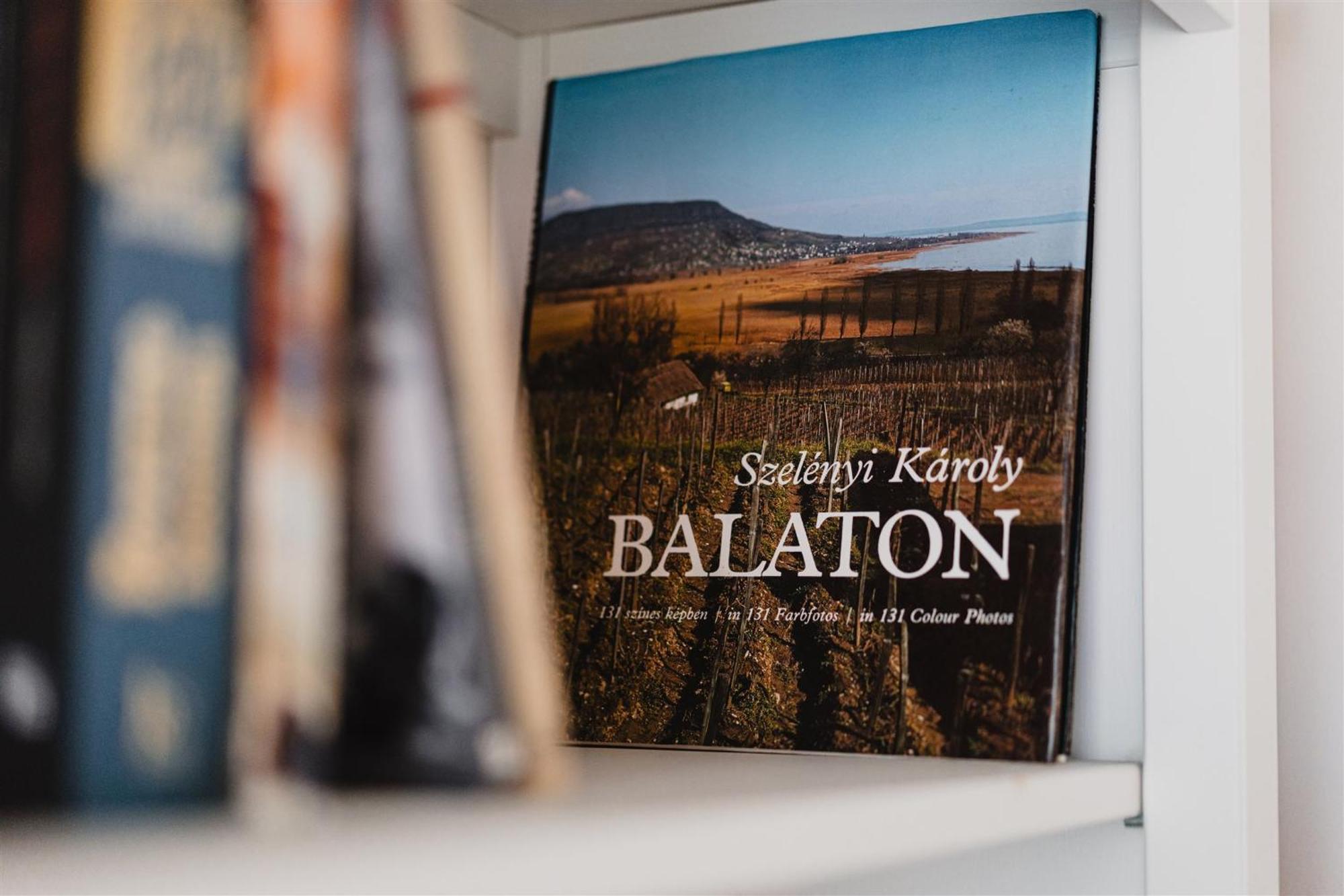 Butique Apartman Grand Balatonlelle Buitenkant foto