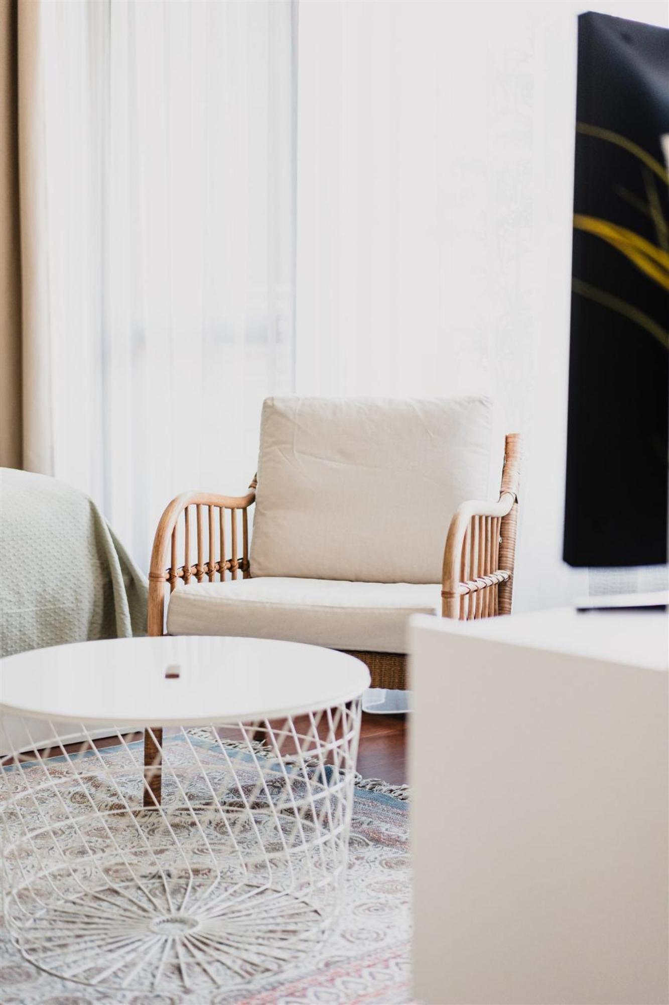 Butique Apartman Grand Balatonlelle Buitenkant foto