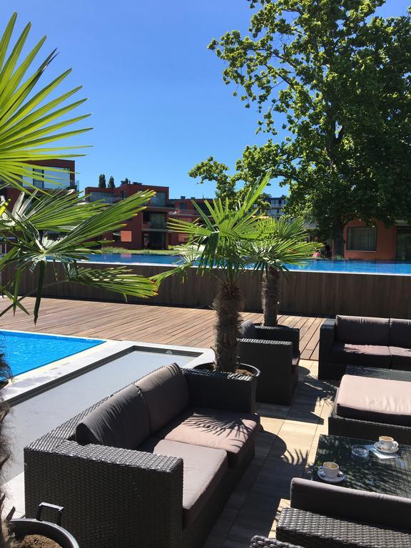 Butique Apartman Grand Balatonlelle Buitenkant foto